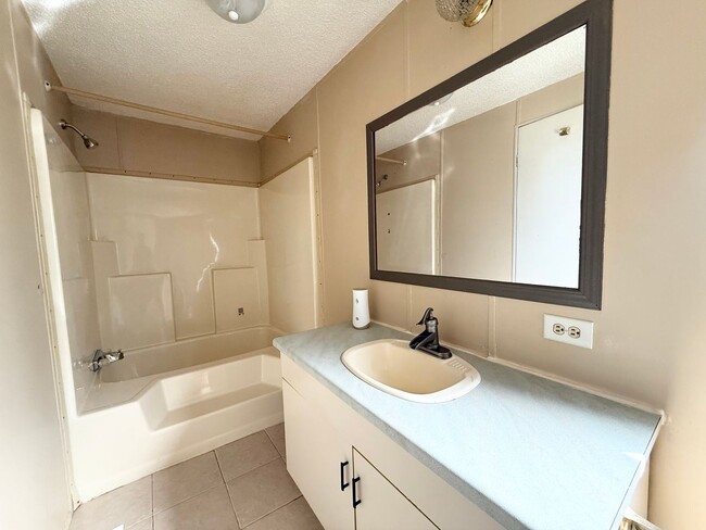 Building Photo - 7268-A Old Tuckaleechee Road Townsend, TN 37882