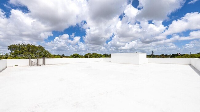 Building Photo - 11450 SW 59th Terrace