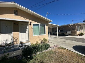 Building Photo - 2 bedroom 1 bathroom duplex Vacaville