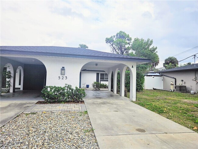 Building Photo - 523 SE 24th Ave