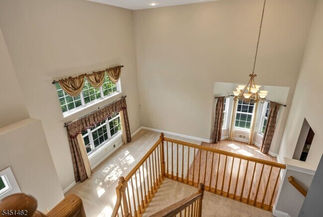 Building Photo - 23 Hill Hollow Rd