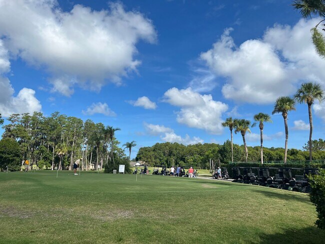 Building Photo - Golf Course Home on Seven Springs Golf and Country Club