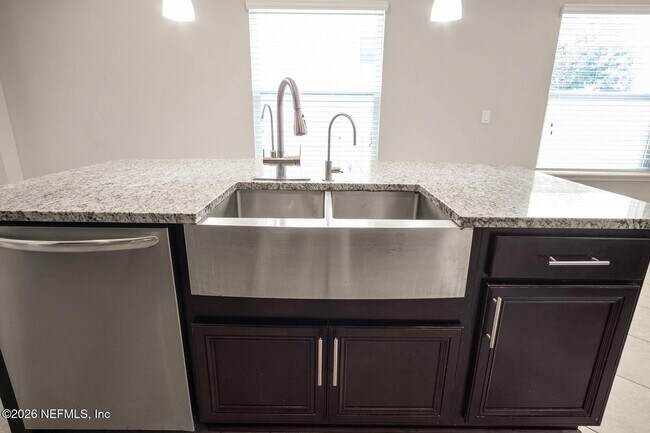 Building Photo - 3737 Coastal Cove Cir