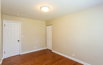 Building Photo - 298 Spring Creek Dr