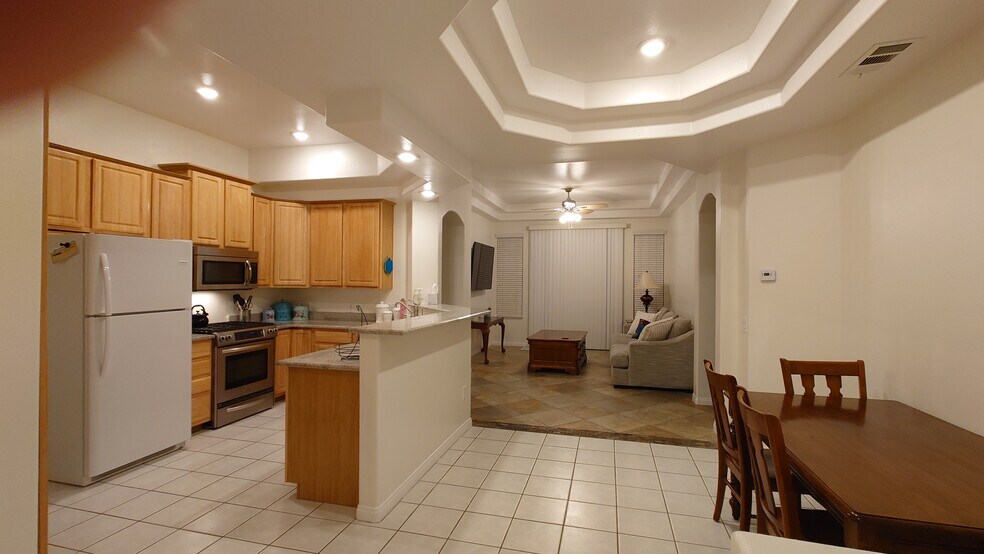 Building Photo - 201 Kaelyn St