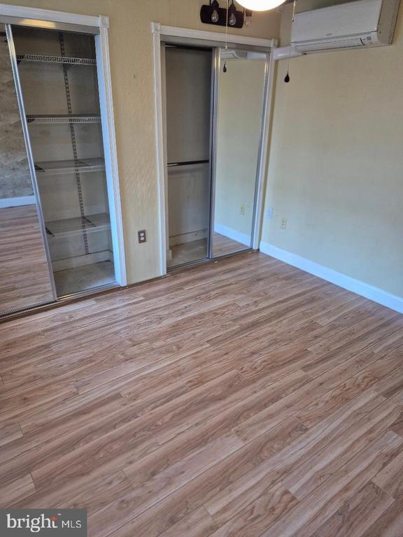 Building Photo - 2417 S Opal St