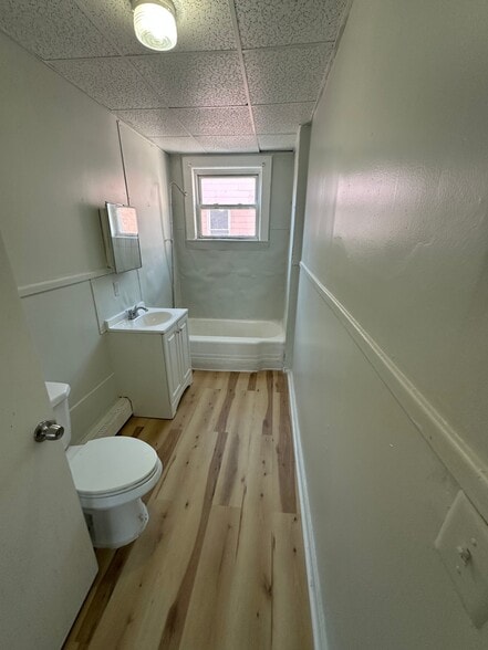 Building Photo - 54 Knox St