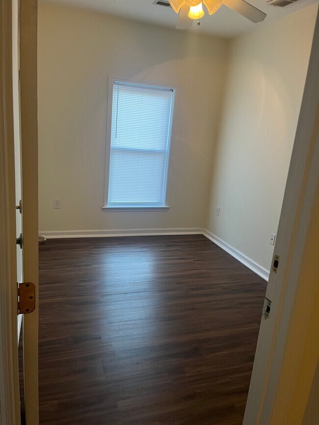 Building Photo - 2020 N 17th St