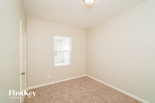 Building Photo - 13509 Sunrise Mdw