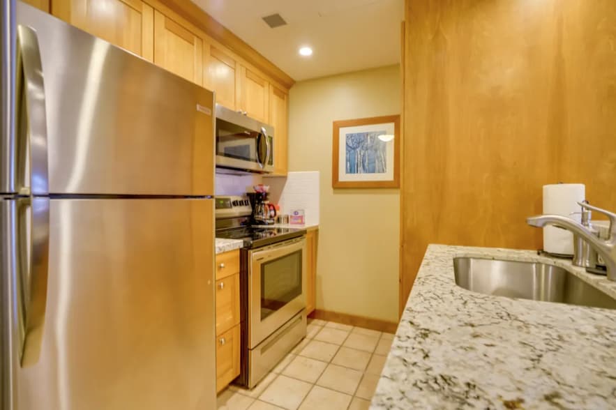 Building Photo - 3720 Sundial Ct