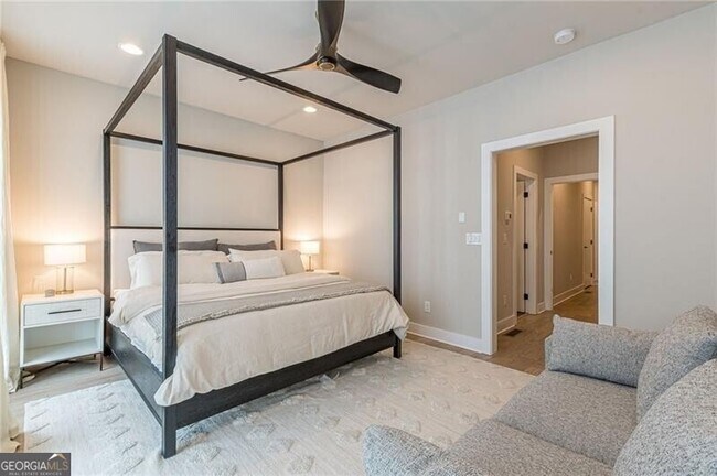 Building Photo - 699 Vidalia Ln