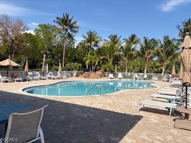 Building Photo - 20021 Sanibel View Cir