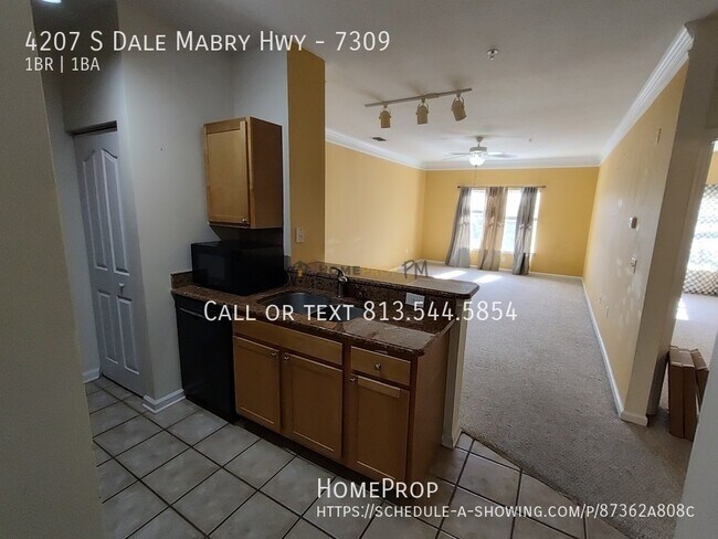 Building Photo - 4207 S Dale Mabry Hwy