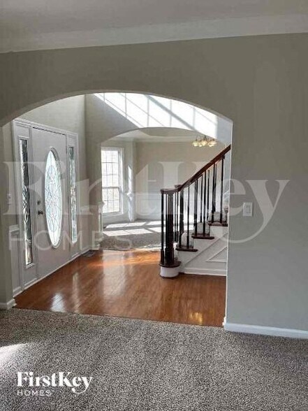 Building Photo - 1157 Fountain Crest Dr