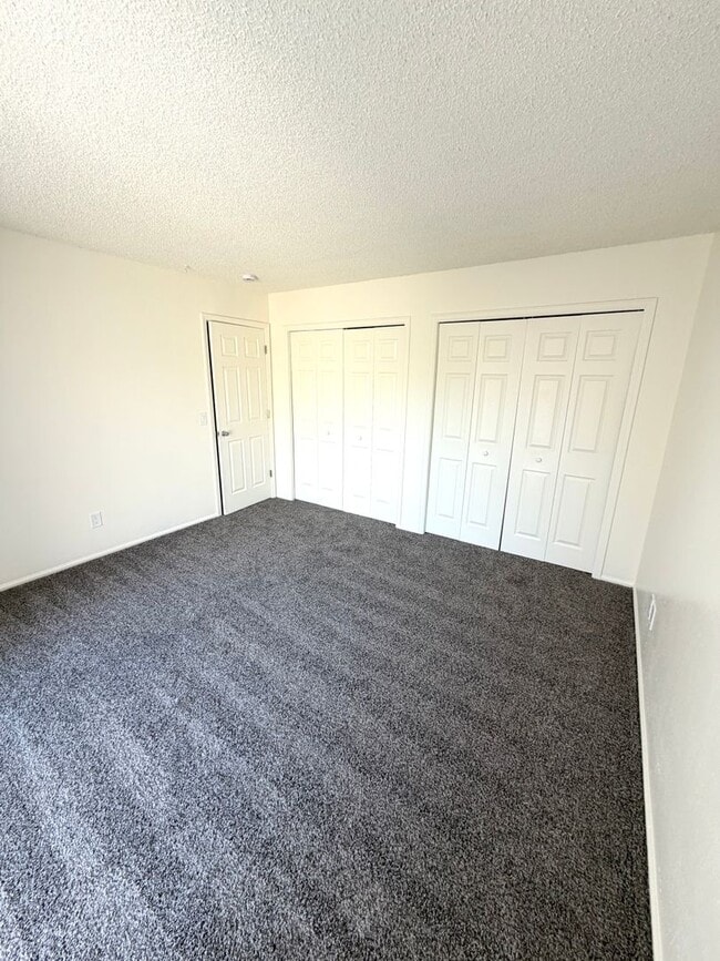 Building Photo - 8460 Everett Way