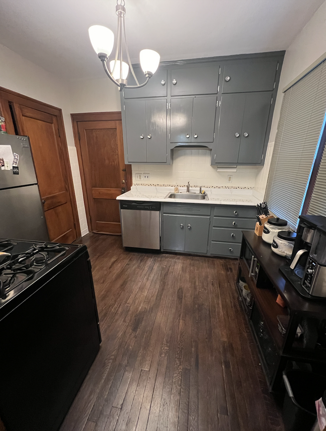 Kitchen, view from dining room - 2031 Richland Ave