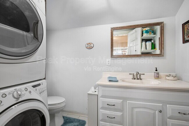 Building Photo - 5517 Danley Ln