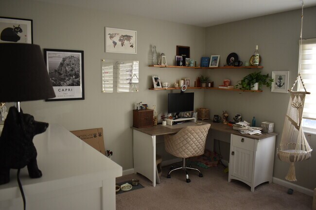 Building Photo - 6671 Jackson Dr