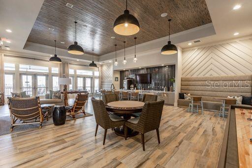 Building Photo - 5561 Post Oak Blvd