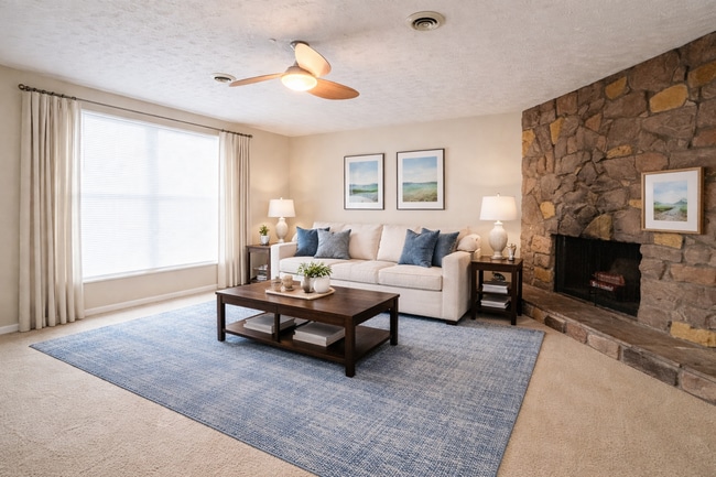 Building Photo - 3 Bedroom 2 Bathroom- No Pets