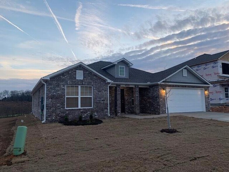 Building Photo - 4205 SW Lenox Ave