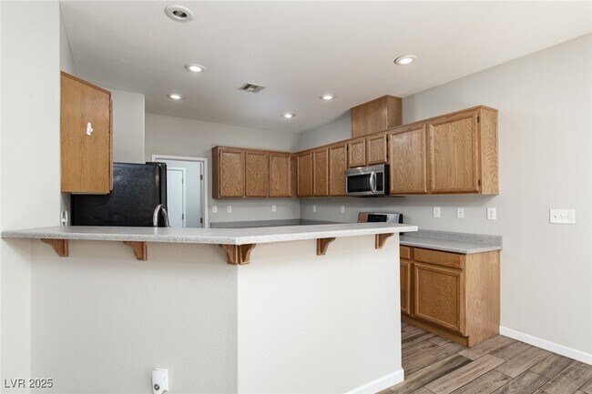 Building Photo - 6255 W Arby Ave