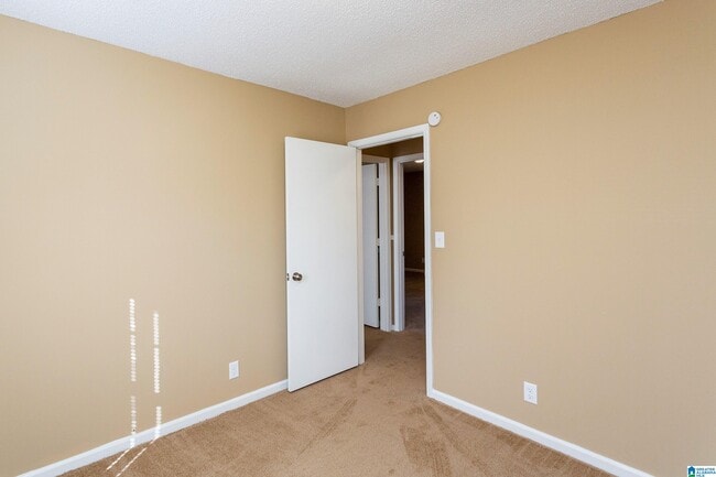 Building Photo - 3001 Sartain Dr