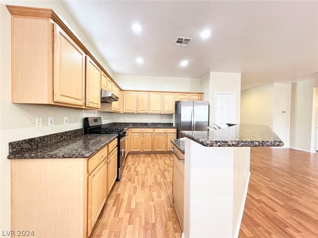 Building Photo - 2985 Panorama Ridge Dr