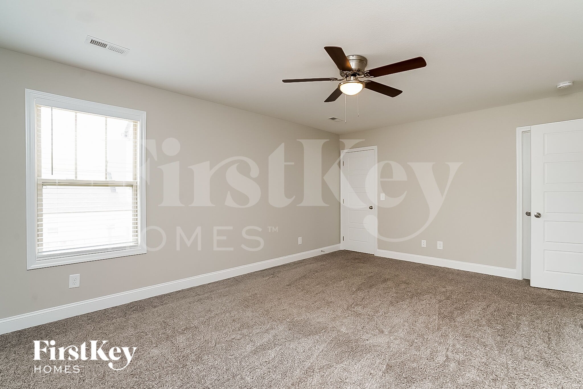 Building Photo - 1186 Ewing Wy