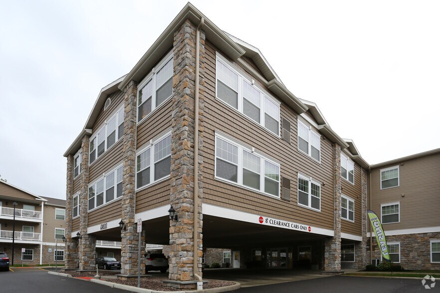 Fox Creek Estates, Villas & Shoppes 9500 Transit Rd East Amherst NY