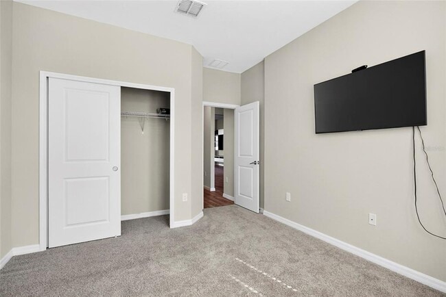 Building Photo - 1910 Goblet Cv St