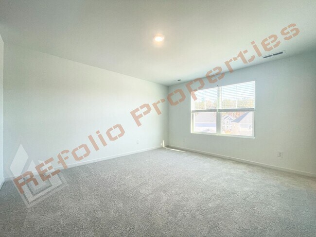 Building Photo - 813 Basswood Gln Trl