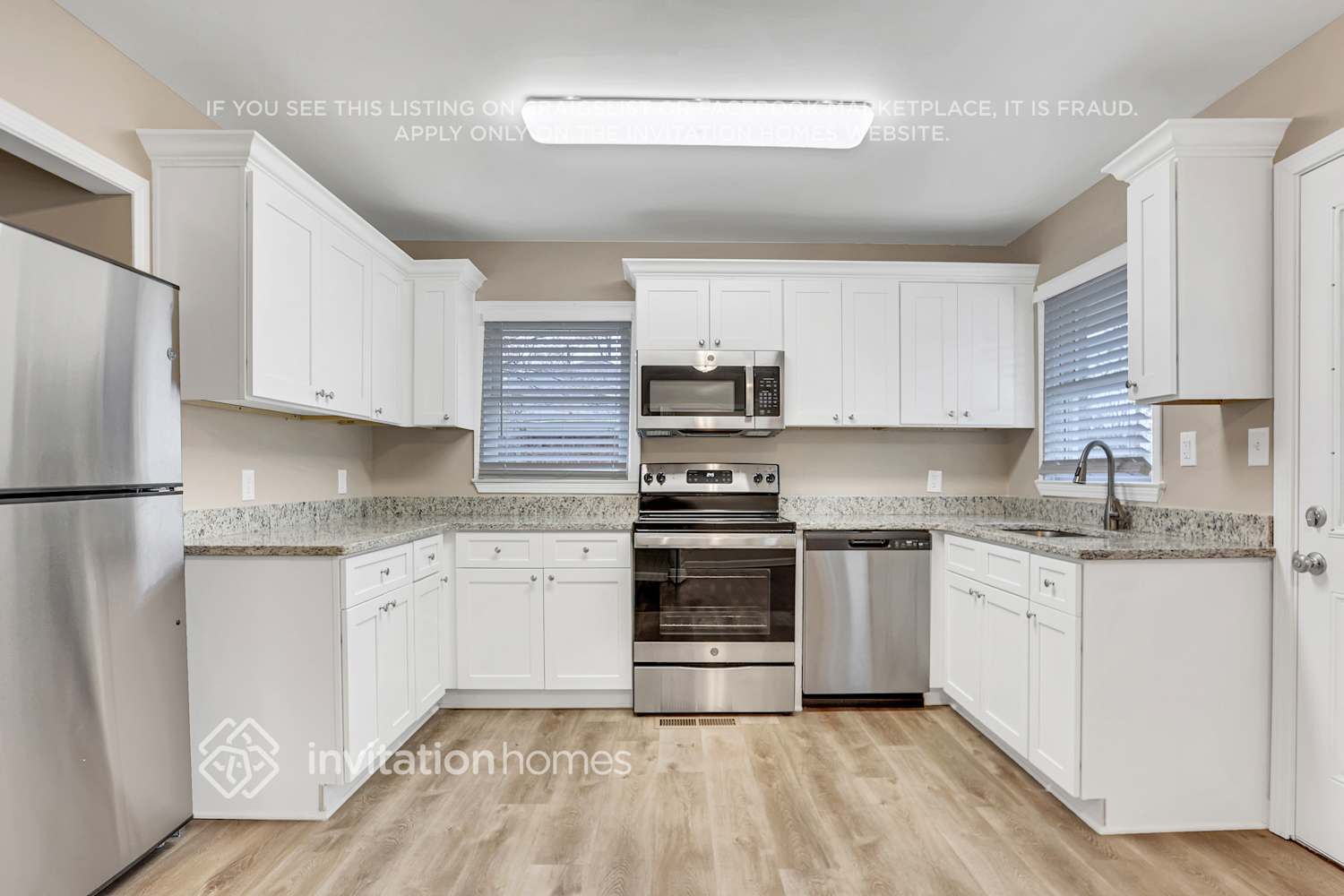 Building Photo - 4802 Glenwood Rd