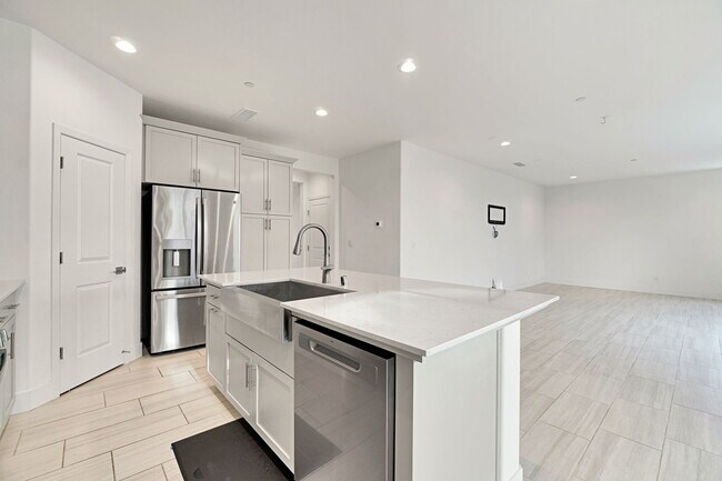 Building Photo - 863 Orchard Hills Rd