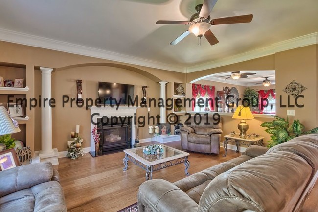 Building Photo - Hawthorne Ridge Subdivision