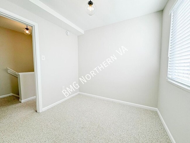 Building Photo - 3800 Edison St