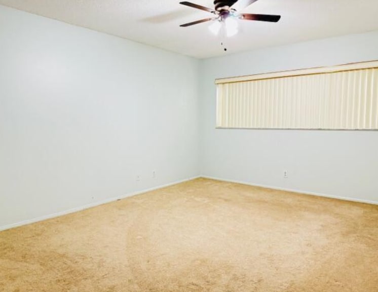 Building Photo - 3051 N Course Dr