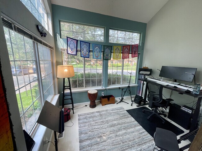 Building Photo - 4871 White Rock Cir