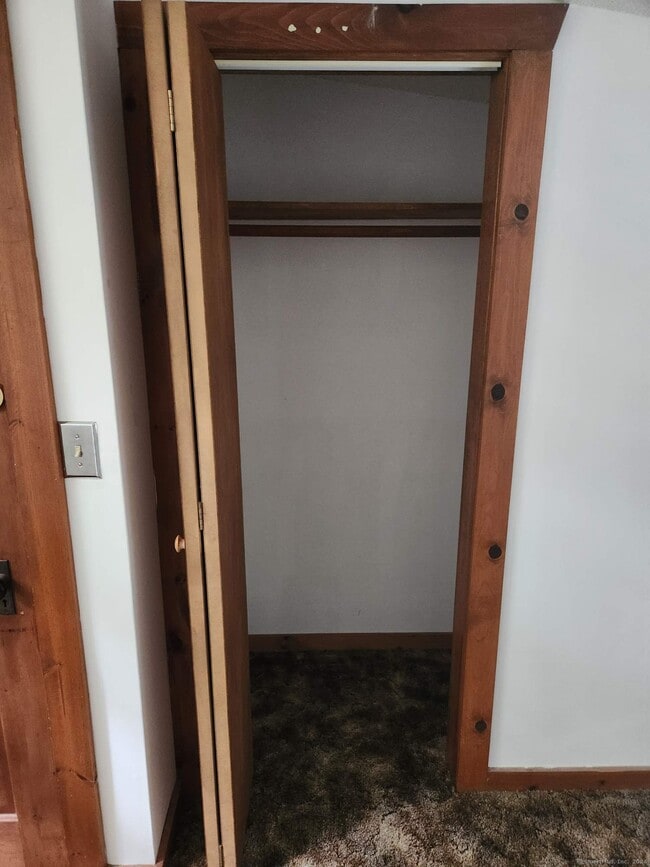 Building Photo - 192 Laurel Hill Dr