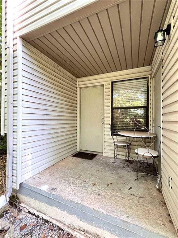 Building Photo - 1373 E Sequoyah Ct