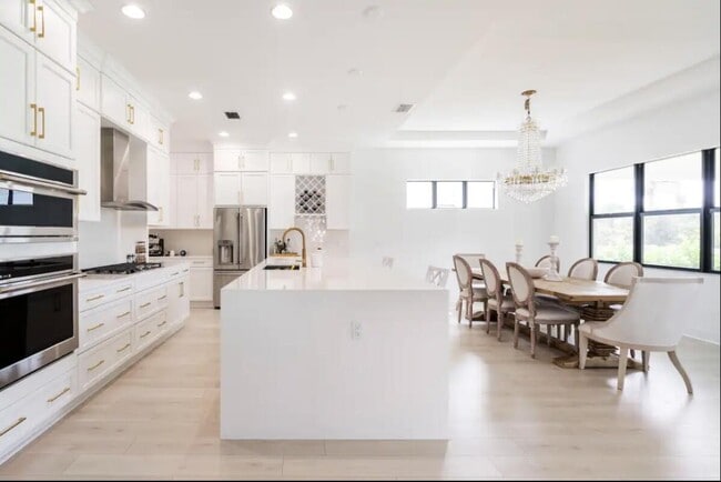 Building Photo - 13458 Artisan Cir