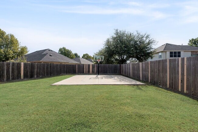 Building Photo - Spacious 5-Bedroom Home with Game Room & Amazing Backyard in Paloma Creek