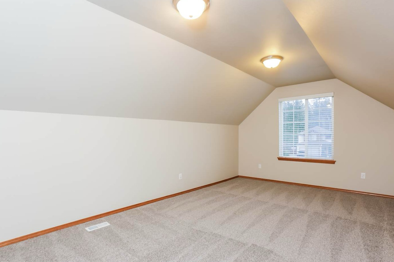 Building Photo - 6231 Charlotte Ave SE