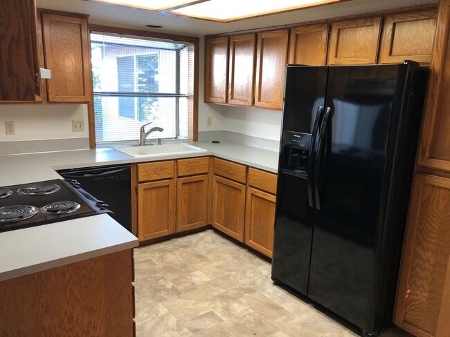 Building Photo - 3911 NW 166th Dr