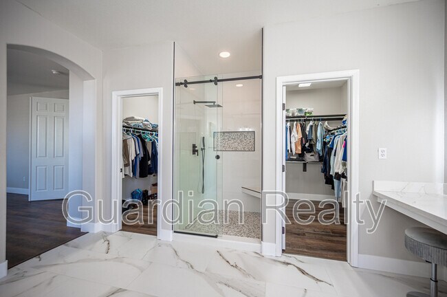 Building Photo - 11112 Pine Greens Ct