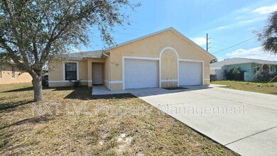 Building Photo - 303 NE 24th Ave