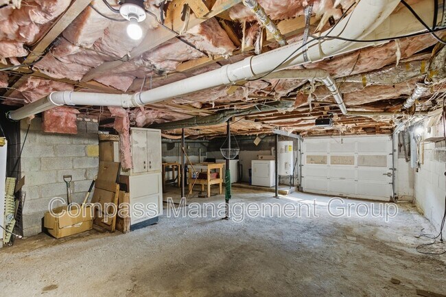 Building Photo - 139 Druid Dr