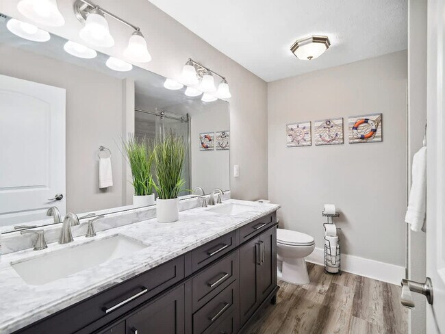 Building Photo - 1610 Cooper Foster Park Rd