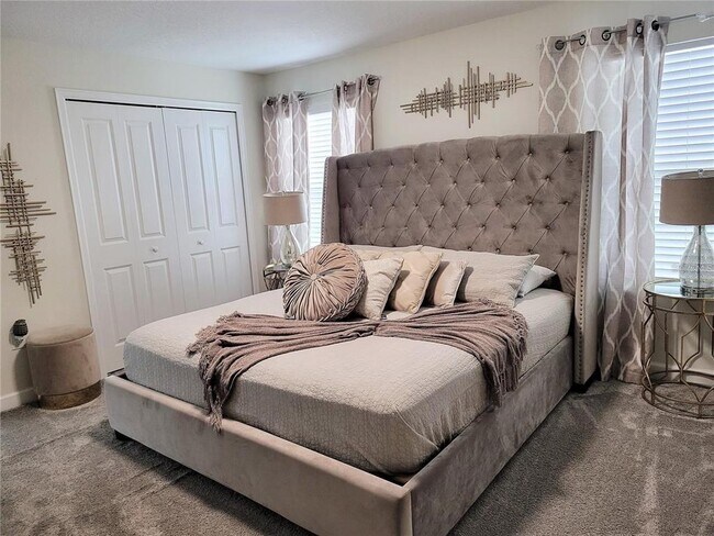 Building Photo - 456 Ocean Course Ave