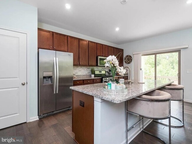 Building Photo - 3632 Chippendale Cir